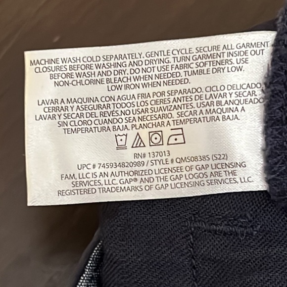 GAP Men’s Shorts - Picture 7 of 8